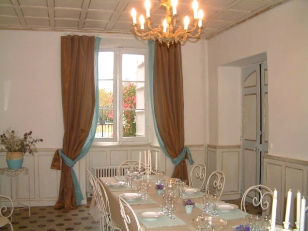 French Shabby Chic Dining Hall Room Interiors Inspiration